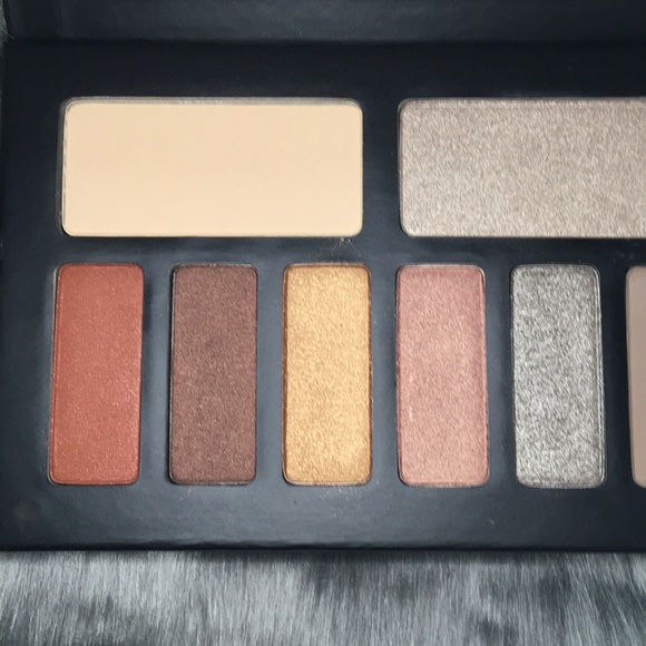 NWOB Kat Von D Monarch Eyeshadow Palette - Picture 3 of 8